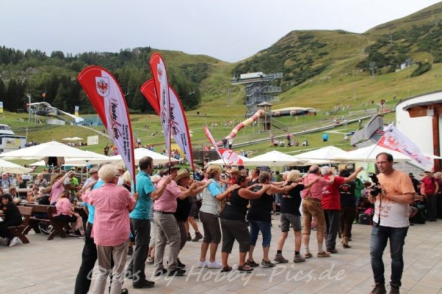 Pfunds-Kerle Fan Wandertag, Möseralm