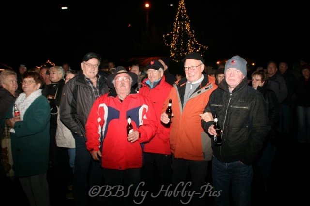 8. Weihnachtskonzert auf dem Weihnachtsmarkt Schmelz