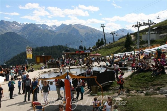 Pfunds-Kerle Fan Wandertag
