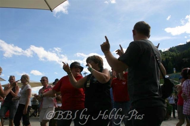 Pfunds-Kerle Fan Wandertag