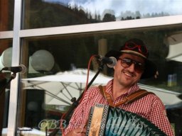 Pfunds-Kerle Fan Wandertag
