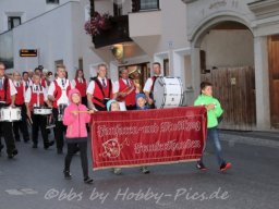 Festzug zum Festzelt