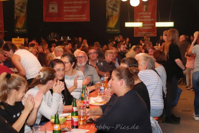 Alpenrock im Feuerwehrhaus, Samstag