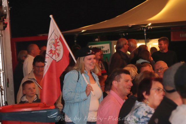 Alpenrock im Feuerwehrhaus, Samstag