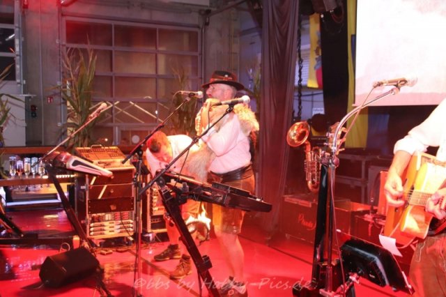 Alpenrock im Feuerwehrhaus, Samstag