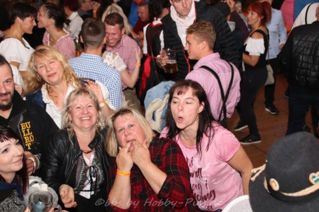 Donnerstag, 03.10.2019
