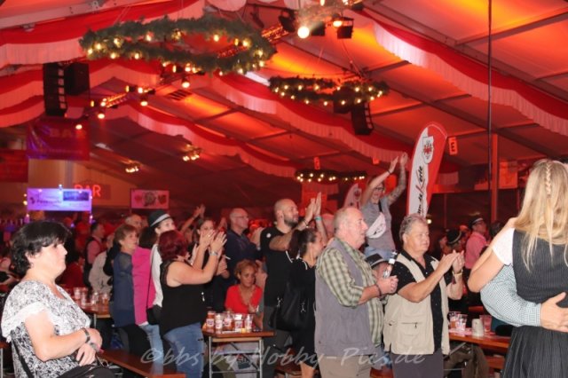 Pfunds-Kerle Fest, Freitag